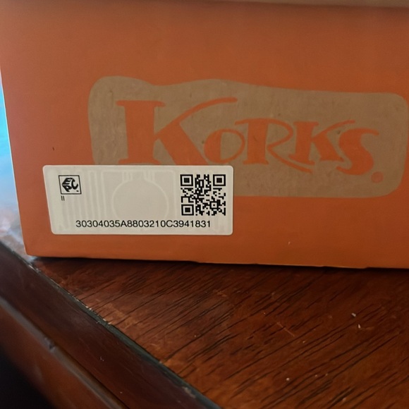 Korks platform/wedge clog - color cream - sz 8 - style Wynne - Picture 11 of 11